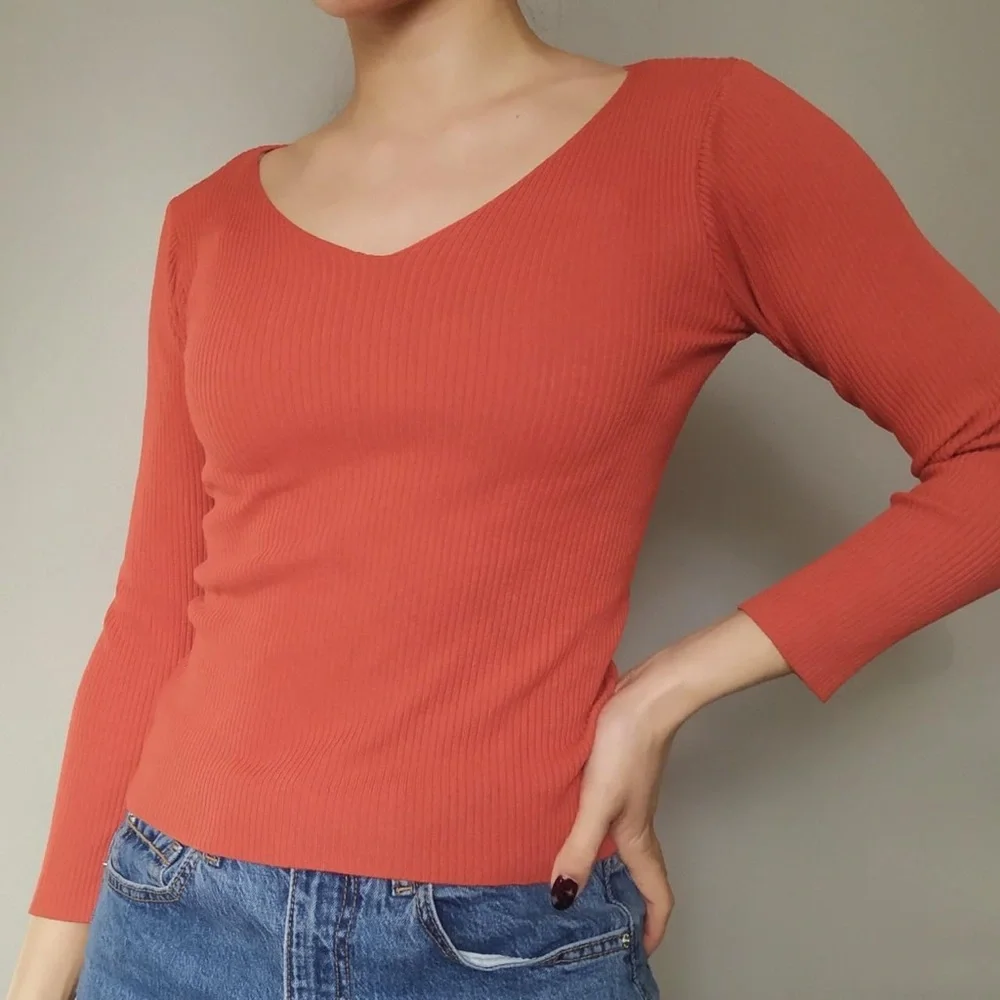 Ribbed V-Neck Shirt - Picture 1 of 4